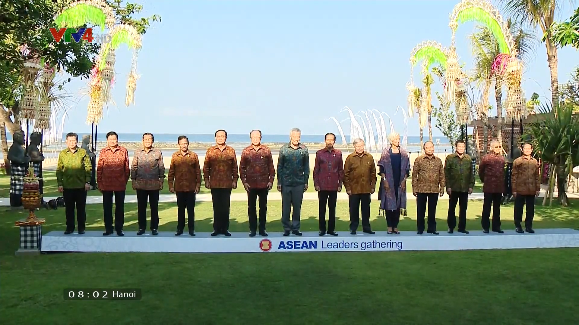 Lãnh đạo ASEAN gặp lãnh đạo WB và IMF